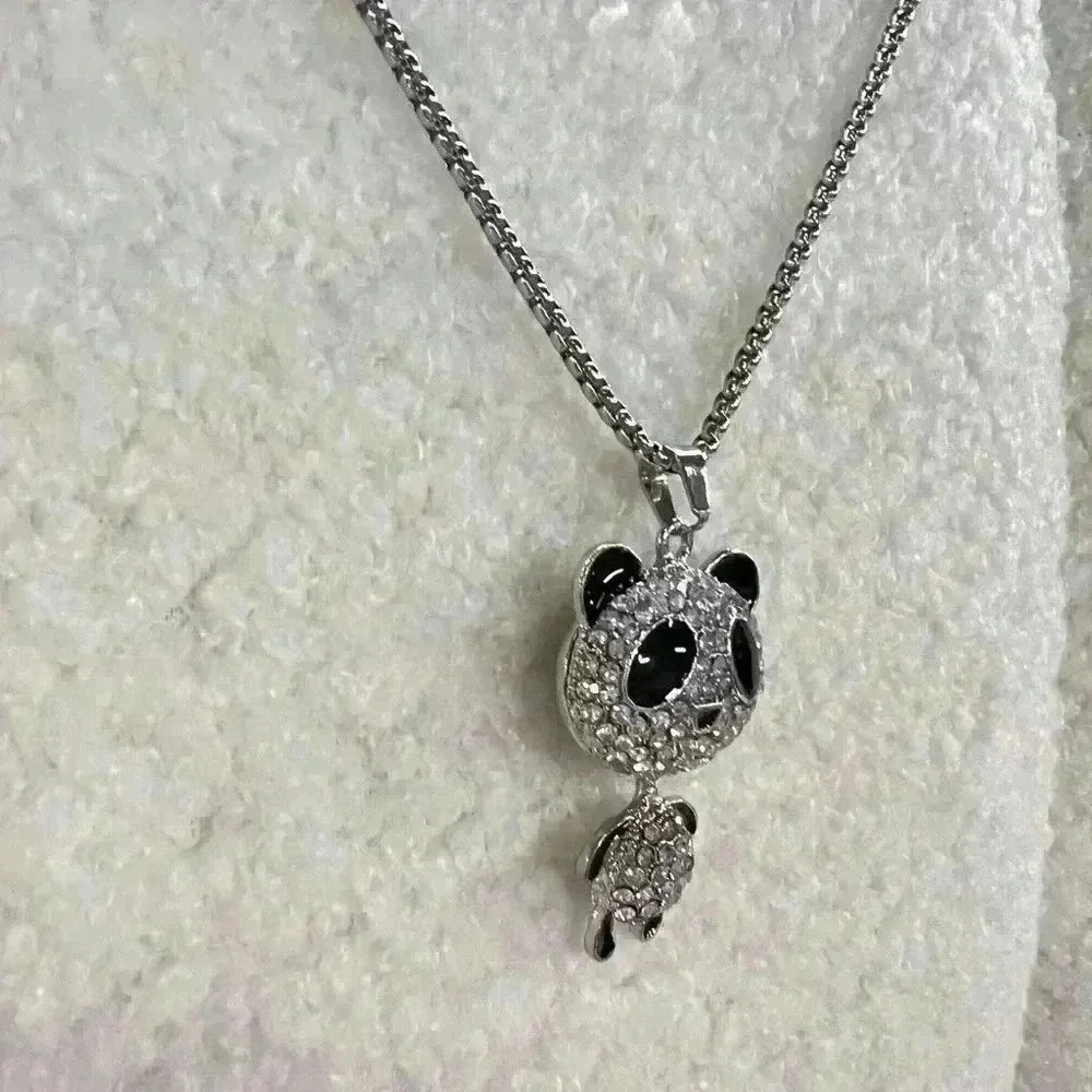Trendy  Pendant Necklace Collection - Picture 4 of 5